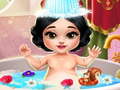 ເກມ Snow White Baby Bath